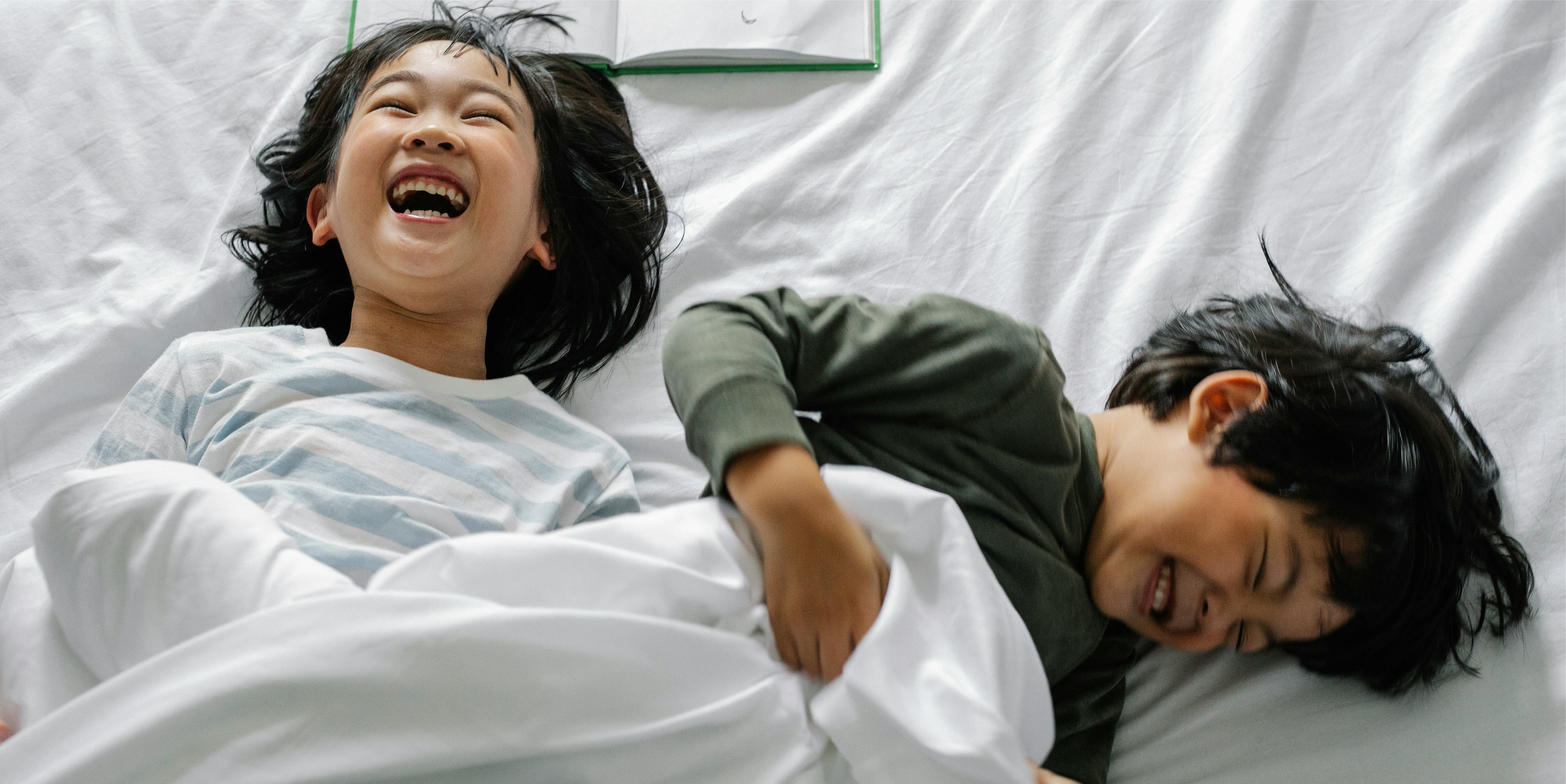 Slaap lekker, kleintje! 5 Tips voor het Beste Kinderbed en Beddengoed